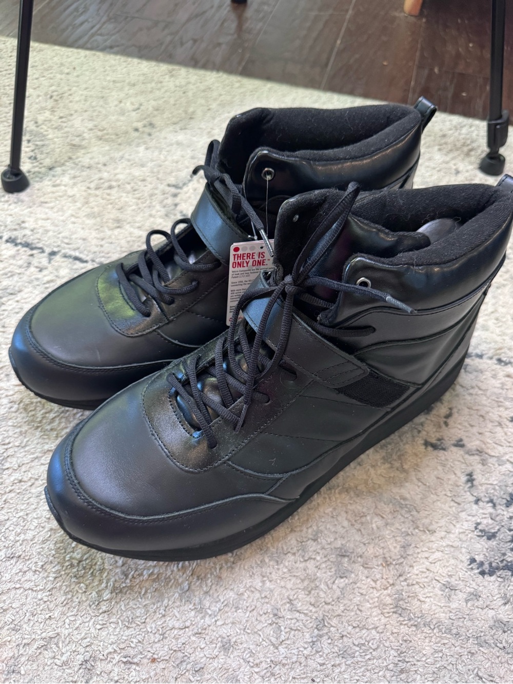 Men's Drew Pulse orthopedic High-Top Black Leather Sneakers NWT size 16 E4